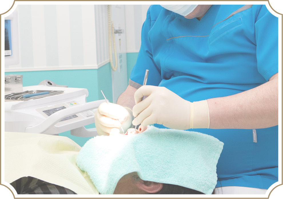 口腔外科を得意とする院長による、外科手術や顎関節症の治療が可能